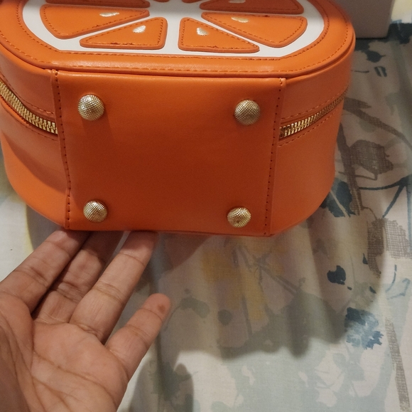 NOVELTY "ORANGE" Crossbody Bag (BNWT) - Picture 4 of 7